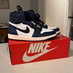 Nike air Jordan 1 retro High-Top Sneakers in Navy and White